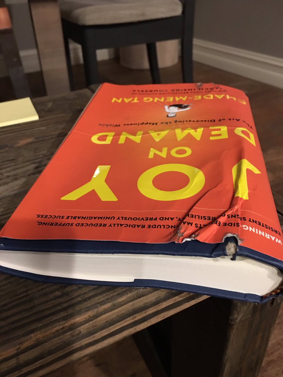mwwhitfield's tweet photo. Book is not really readable like this @FedEx https://t.co/Im5hodbTAJ