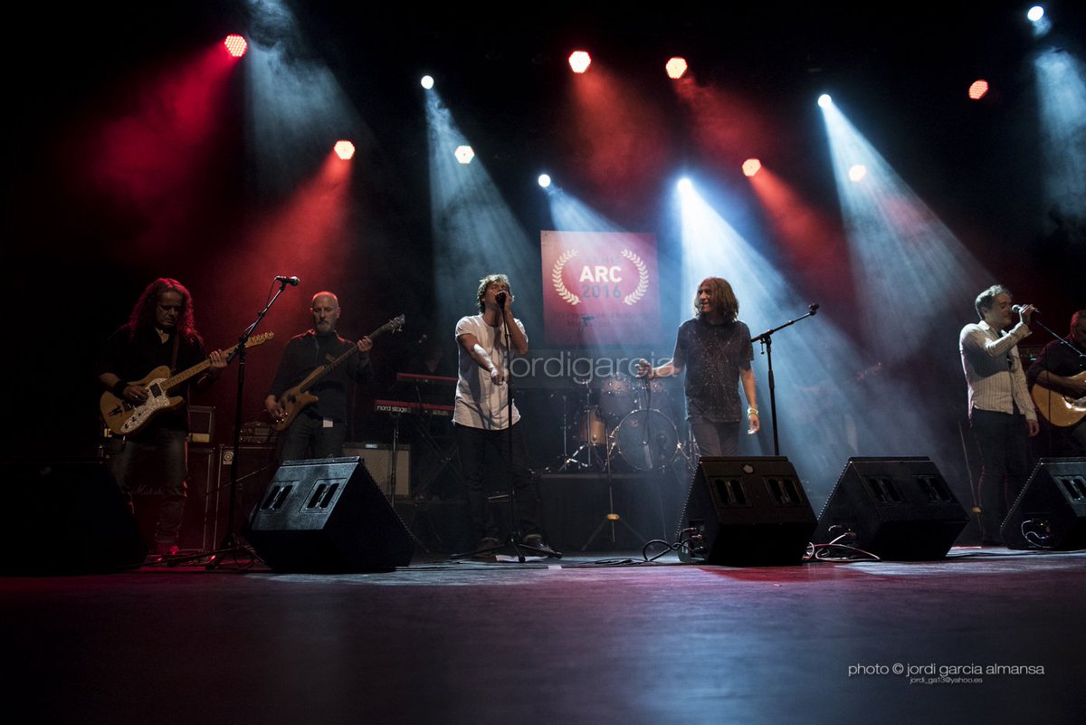JordiGarciaA's tweet photo. Gala #premisARC2016 actucio conjunta @sopadecabra @ramonmirabet @loveoflesbian a @BARTSbcn el 28 Novembre @vibracom Photo:@JordiGarciaA https://t.co/OtDK1rFjvV