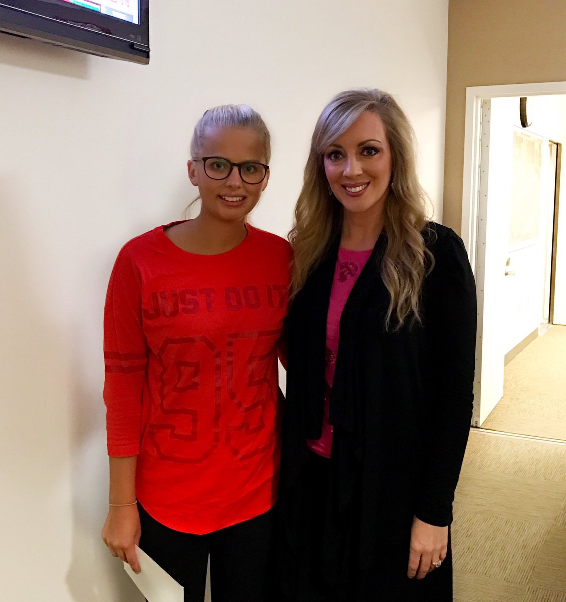 jooo_anna's tweet image. Thankful for the experiences I made this semester @Fresno_State 🐾@JennyToste ☀️ #FSIntroPR