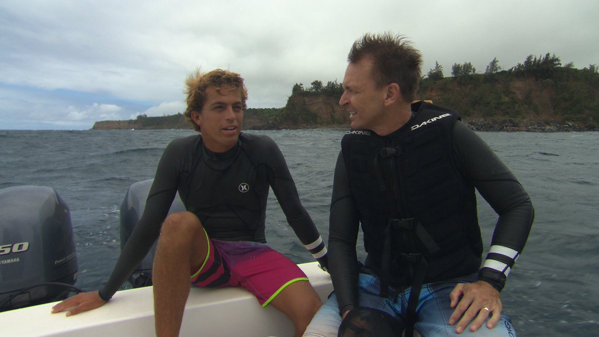 This is how <a href="/Kai_Lenny/">Kai Lenny</a> rides for miles + miles along the <a href="/Maui/">Maui Hawaii</a> coastline join me on @60MinSportsTue 8pm <a href="/Showtime/">SHOWTIME</a> drive.google.com/file/d/0ByTlvw…