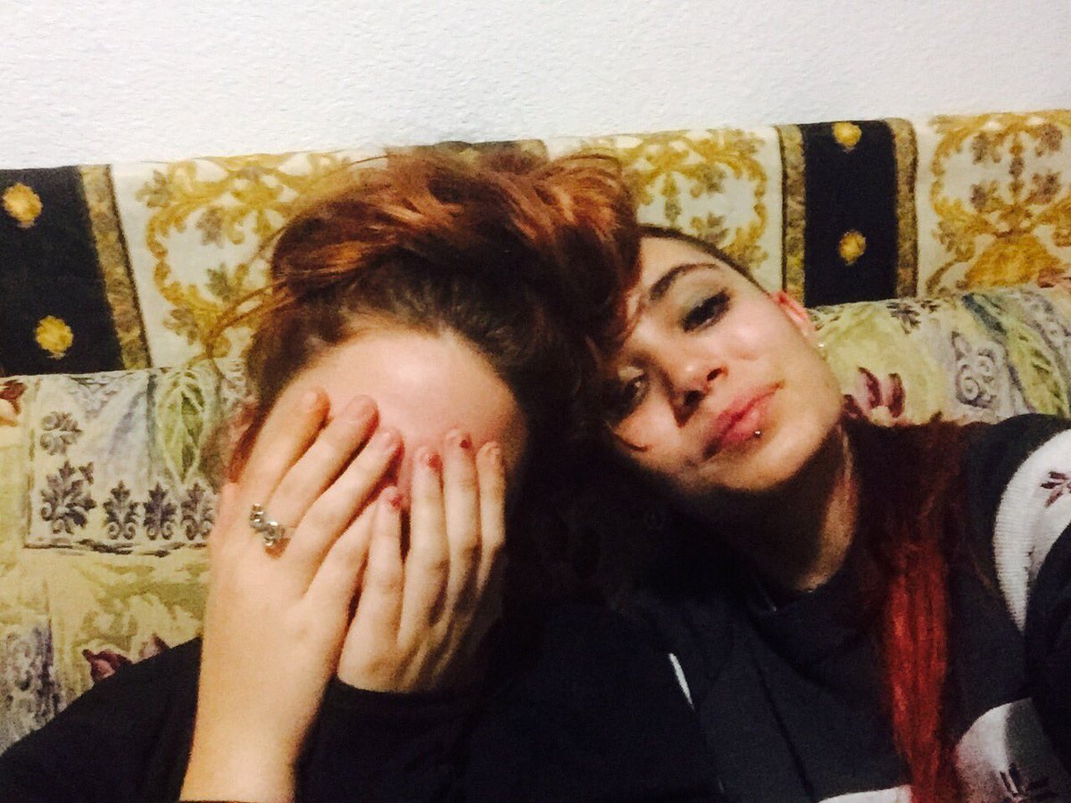 PussyExplosion's tweet photo. Todo momento merece ser plasmado. 🏳️‍🌈☀️️ https://t.co/MvDL19SXMF