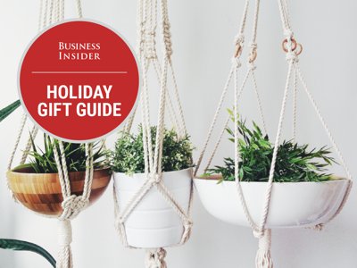 If you're heading home for the holidays to enjoy quality time with your family, you probably advisorstream.com/read/20-gifts-…