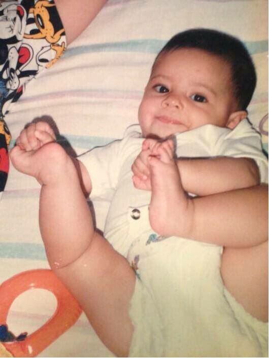 CCabelloArg's tweet image. 19 años despues tiene un single #1 en iTunes! #BadThingsIsNumberOneOniTunesParty