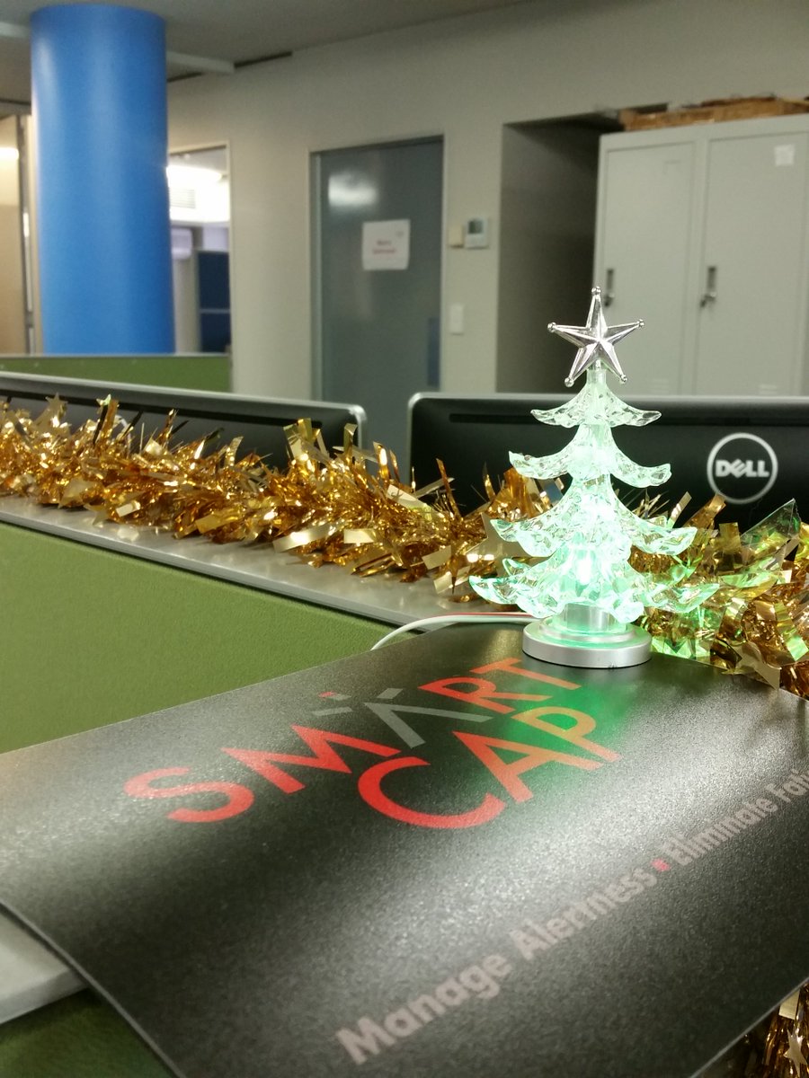 smartcaponline's tweet photo. It's beginning to look at a lot like #Christmas at #SmartCapHQ! Only 19 sleeps until #Santa comes!! 🎄☃🎁 https://t.co/D0gN7TpVsp