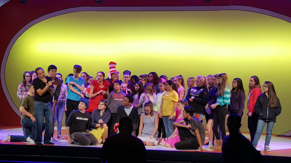 EGSpeechTheatre's tweet photo. Final rehearsals for #egmusical Seussical! Opens this Wed thru Sat @ 7pm @EGFineArts @ElkGrove_HS @d214finearts @District214 #WeAreEG https://t.co/Bl8j1ErvIh