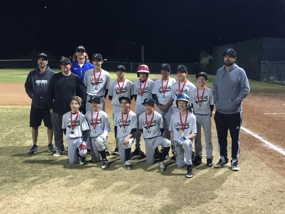 corylidle's tweet photo. Thank you so much to @djpeter for handing out awards to our 13u teams! You are a true gentleman and we wish you all the best! https://t.co/Vqk8K53YJy
