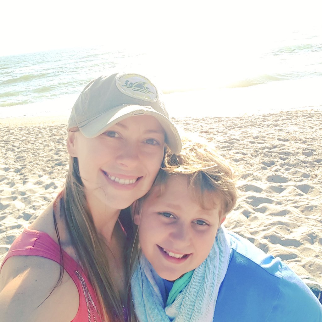 mheadley12's tweet photo. Much needed vaca! #homeawayfromhome #florida2016 https://t.co/PQhpj3CqFK