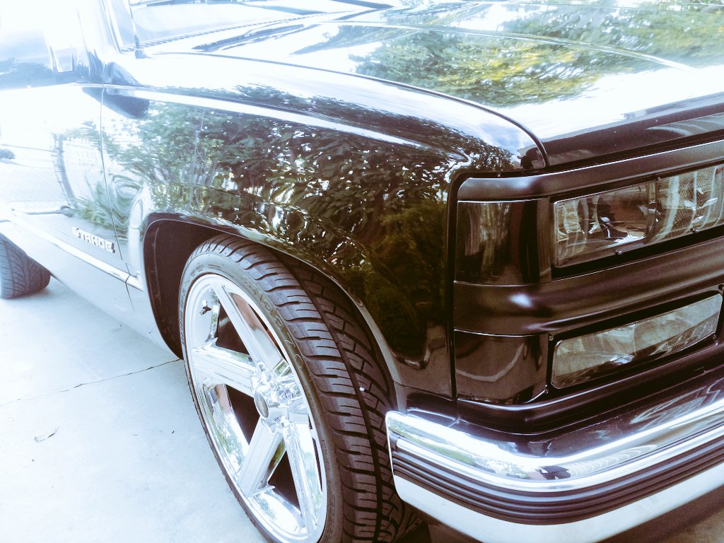 Jaimeg13x's tweet photo. #random #chevytrucks #chevytahoe #irocs https://t.co/kLb2DESIcr