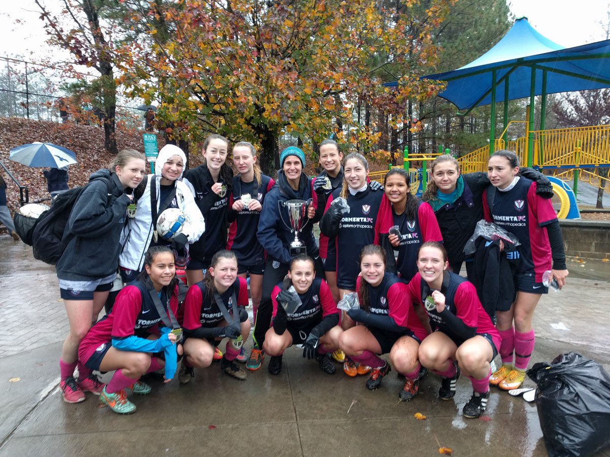 Sophie_Horan_25's tweet photo. 3 dubs this weekend and some new hardware #gotthatdub 👏💦💯 #saucinonem #keepit1hunna https://t.co/0SCE41JZZ3
