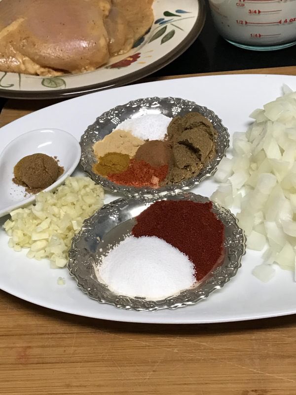 EnglishManNash's tweet photo. British Indian Restaurant style Chicken Tikka Masala - one of the classic English dishes https://t.co/pG5VGwFcqs https://t.co/P4PjJTpFAG