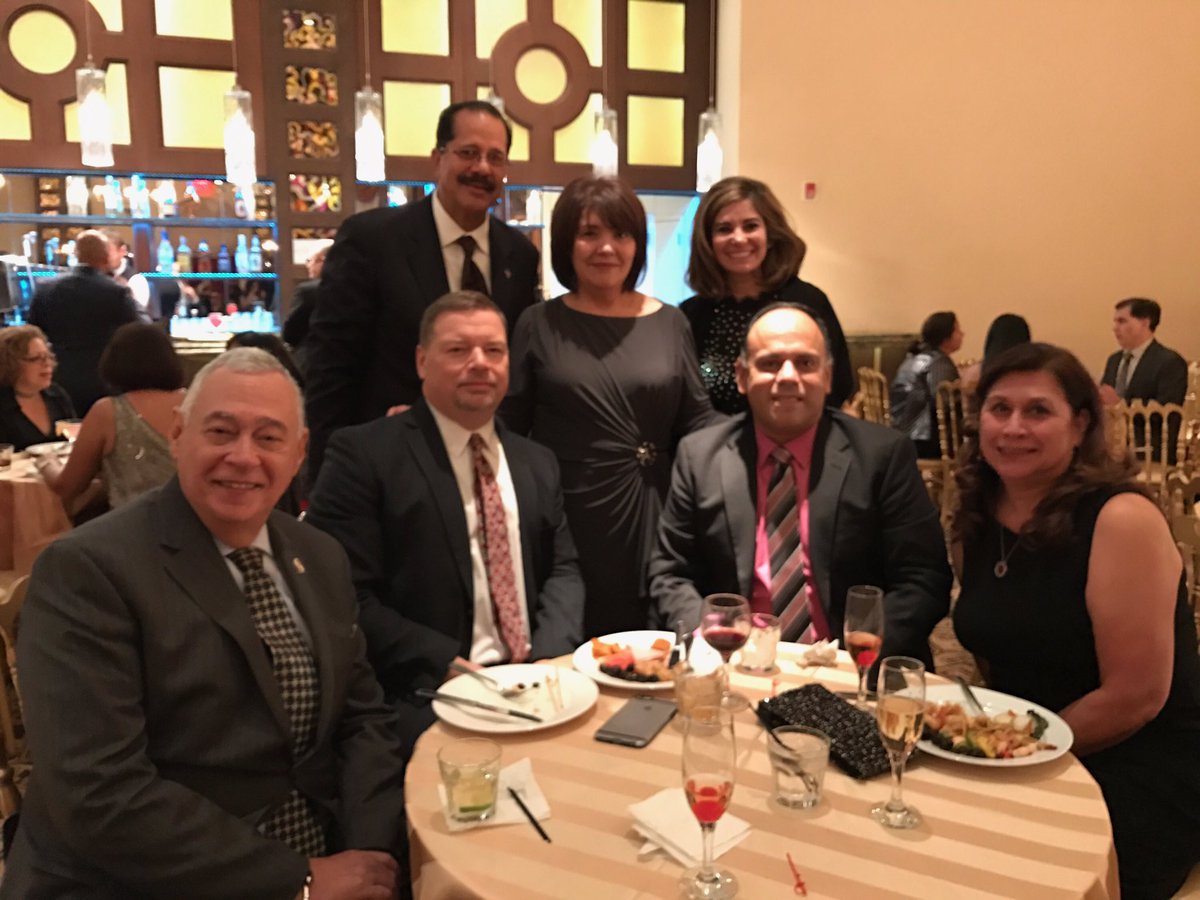 NAHHEhealth's tweet photo. We had a great time at the @NAHN_NY Gala this past weekend celebrating #Hispanic nurses and their achievements in #healthcare! #NAHN #AHHE https://t.co/w8wGyS7Lpr