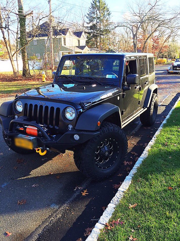 CanadianJeepin's tweet photo. A nice clean jk sent in by a follower 🚙 https://t.co/0FIxGtlkC9