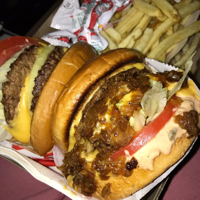 This might be the sexiest picture I've ever posted 🙊🍟 #innout https://t.co/9TcjeWkRTH<a href="/tag/innout"class="tags"><span>#innout</span></a>