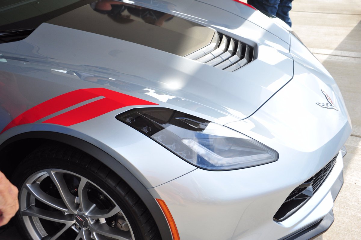 CorvetteDNA's tweet photo. Love that Sterling Blue on the 2016 Corvette? Better order it soon!  https://t.co/6Js4QW7qxT https://t.co/CVBPelUkJL