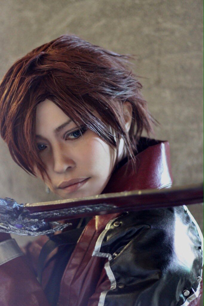 アルトゥン Sur Twitter ジェネシス Gacktのイメージ強過ぎてやりにくいけど 厨二の剣がやたら良くできた 衣装は適当に金かけてないので作り替えたいです Ccffはいい人セフィロスがたまらんです Ffなりきりさんと繋がりたい ファイナルファンタジー