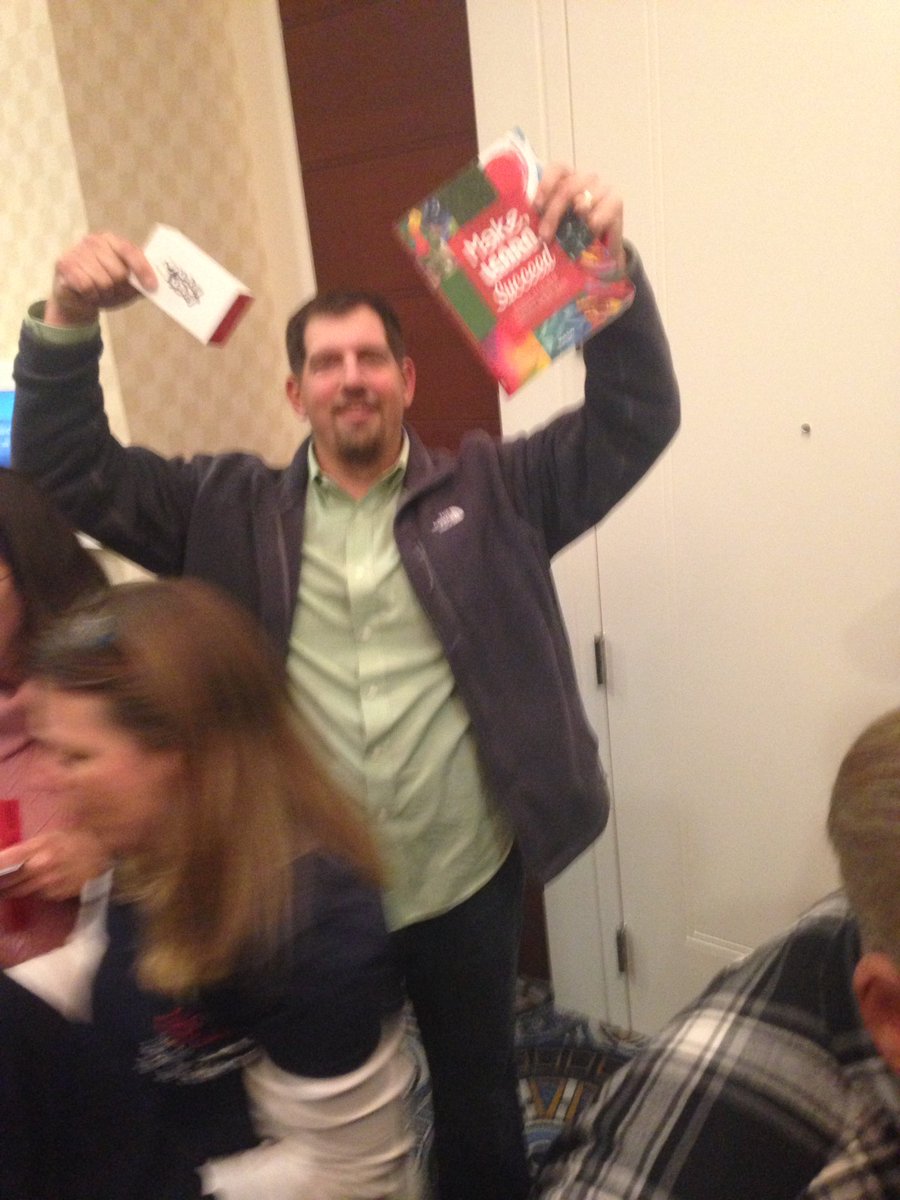 SuzanneBeckSRES's tweet photo. Mr. Eberts wins the prize! #makeymakey #VSTE2016 @sreshusky https://t.co/CE4X0F9Fx1