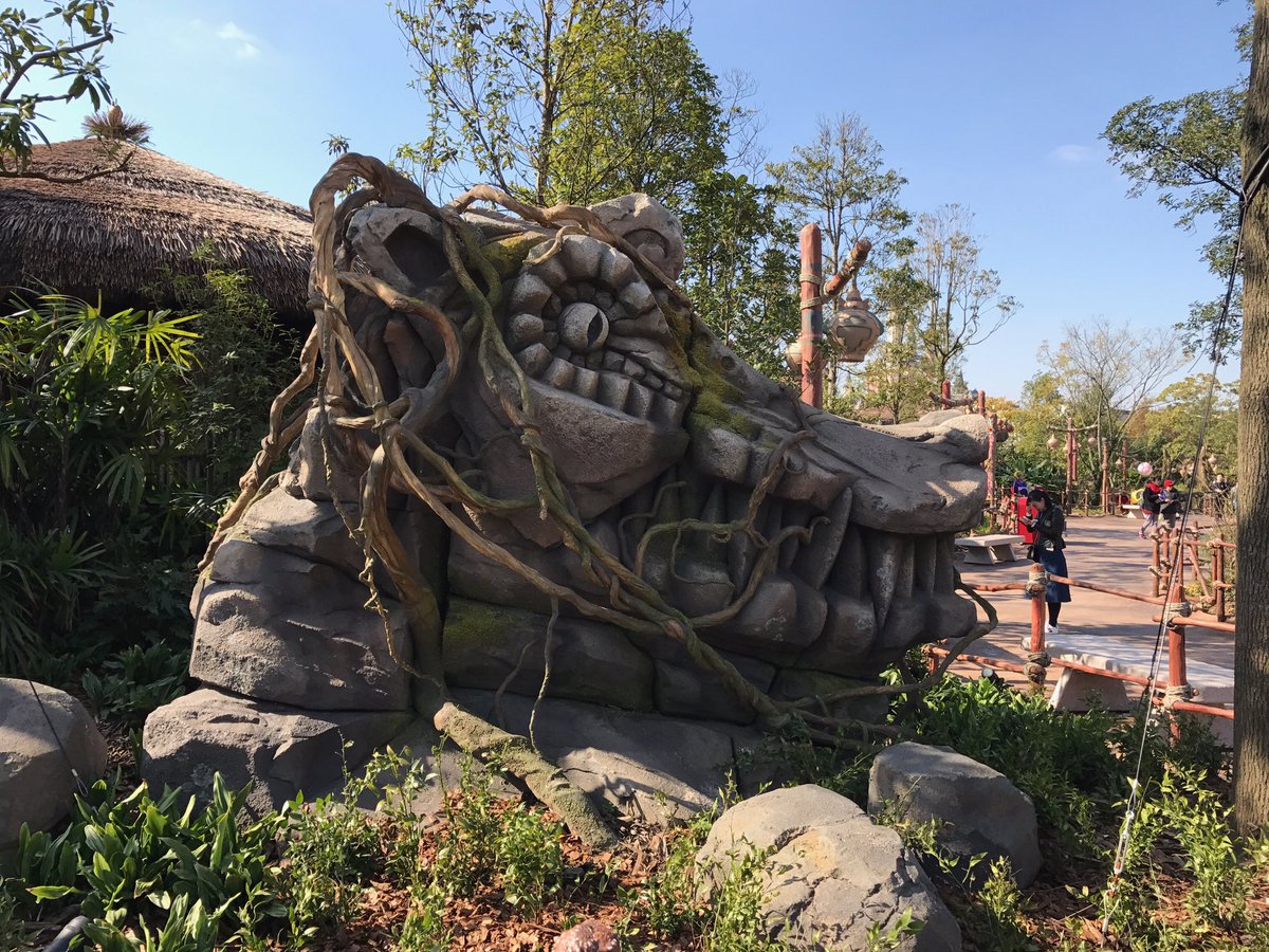 ORLParkPass's tweet photo. According to Cast Members and the resort website, Roaring Rapids is closed indefinitely and has no reopening date. https://t.co/y0EW6EBVWw