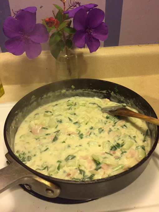 Cooking dinner~ <3 https://t.co/PW7JeADObl<a href="/tag/sterile"class="tags"><span>#sterile</span></a><a href="/tag/cleantoys"class="tags"><span>#cleantoys</span></a>