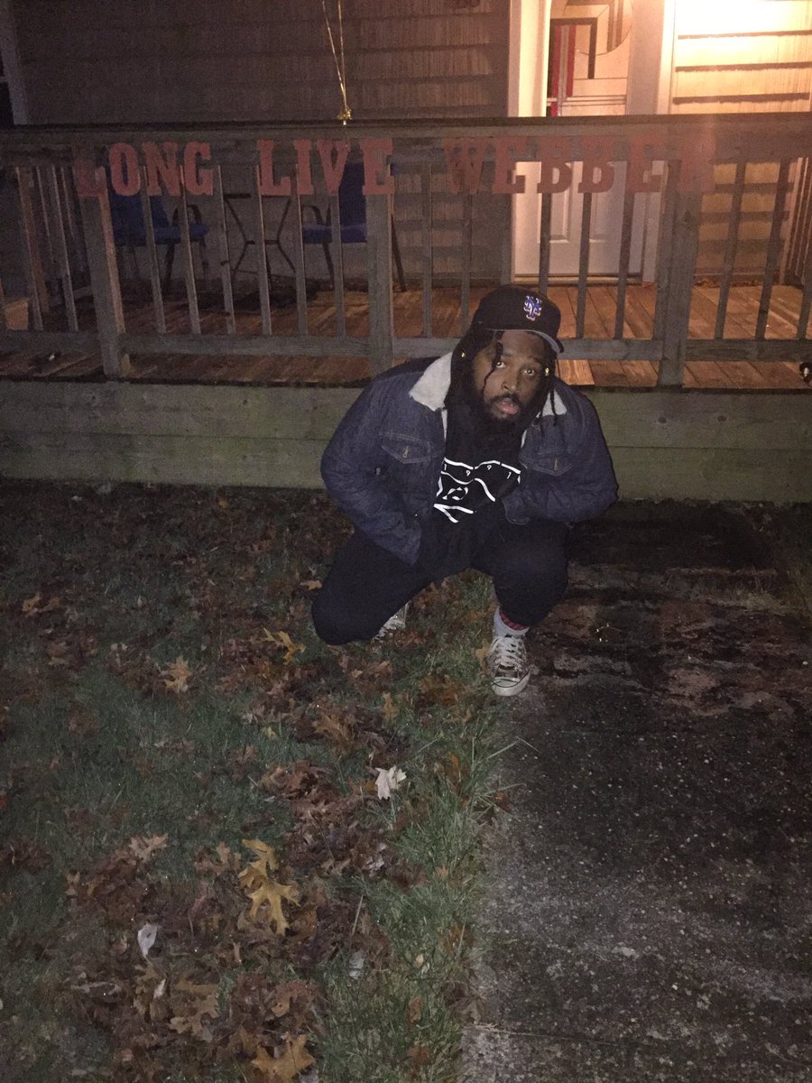 xkolbyxx's tweet photo. ⚡️🕸🕷⚡️ HAD TO SMOKE AND SIP ON HELLA HENNY FOR MY YOUNG GOD TODAY
HAPPY 19TH BABY BUZ #LongLiveWebber #WebberStyle https://t.co/cAVfdTMk2q