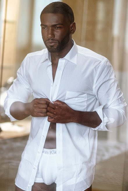 TheLuvingDean's tweet image. @OfTeaAndSpeed "Where are your pants?!" Her eyes wonder below his waist.