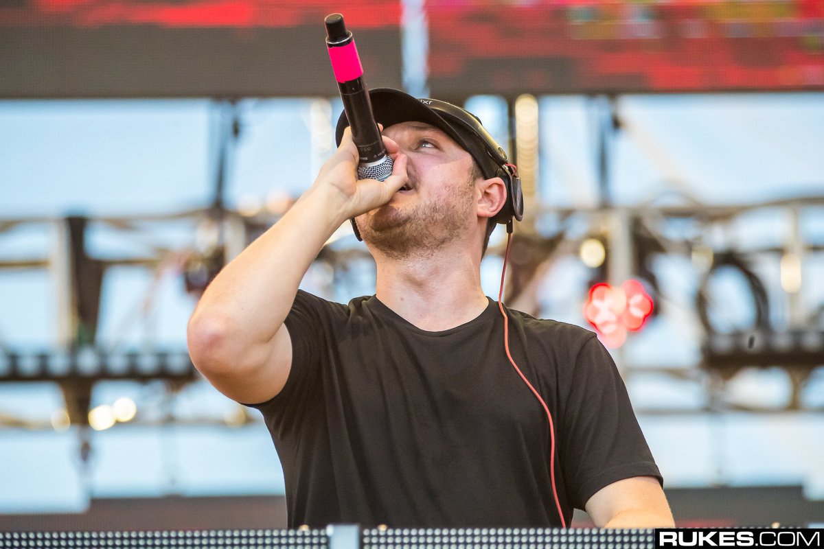 YourEDM's tweet image. EXCLUSIVE: Contracts Surface Proving KSHMR Has Ghost Produced For Borgeous youredm.com/2016/12/05/lea…