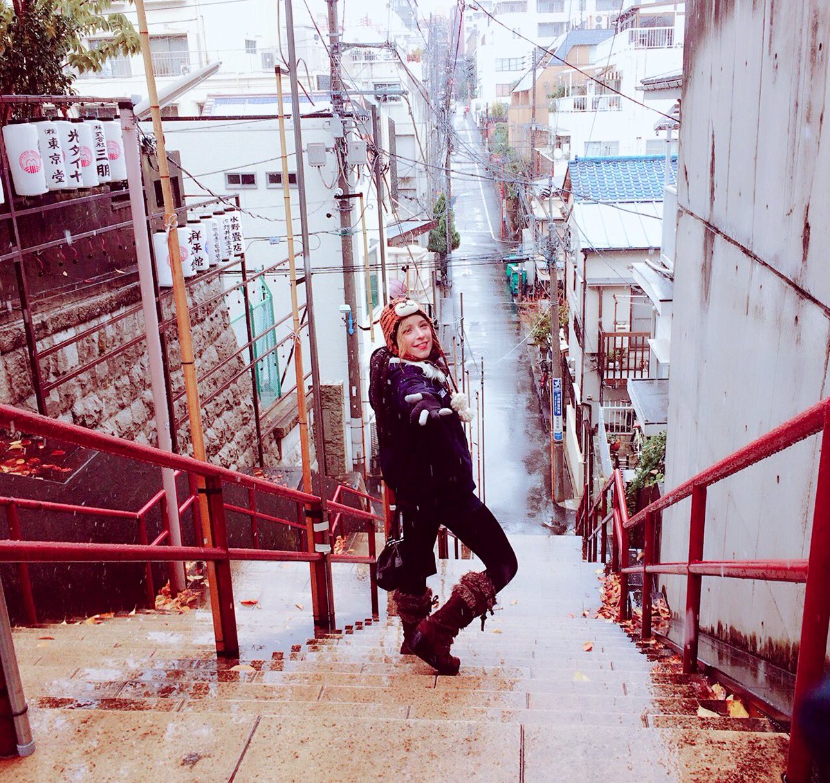 ダイアナ ガーネット Diana Garnet 君の名は の最後のシーンに使われた須賀神社の階段に行ってメッチャ写真撮った 初雪の中でとても美しかった Went To The Stairs From The Final Scene Of Your Name 君の名は 須賀神社 Yourname ダイアナ ガーネット Diana Garnet 君の名は の最後のシーンに使われた須賀神社の階段に行ってメッチャ写真撮った 初雪の中でとても美しかった Went To The Stairs From The Final Scene Of Your Name 君の名は 須賀神社 Yourname
