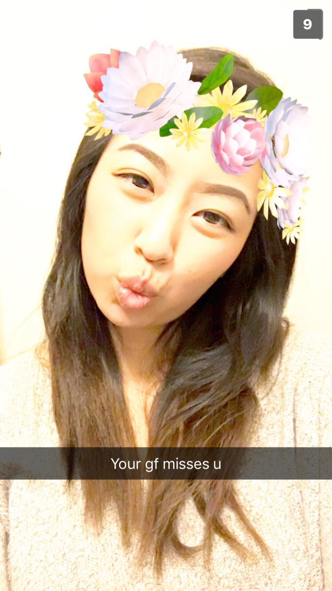 donovlee's tweet photo. She thinks she's cute... she is 🙃 @christiinelee https://t.co/q4IppYW8Cq