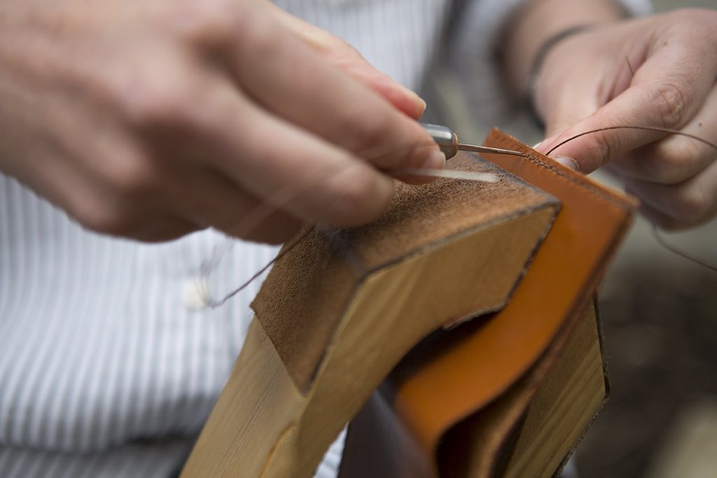 hadston_leather's tweet photo. @CraftCentralUK 's Made in Clerkenwell starts today! Find me in The Goldsmiths Centre, 42 Britton St from 5-8pm tonight #mic16 https://t.co/7lHYxOmerq