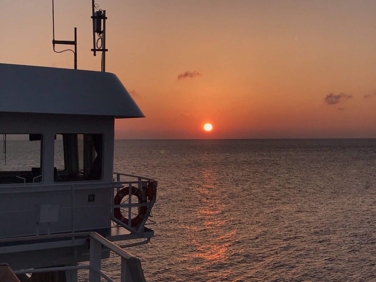 GSFerries's tweet photo. Ευχαριστούμε πολύ το φίλο μας @dim6ex για τν όμορφη φωτογραφία από το #superferry
Dear friend @dim6ex thank you for the beautiful photograph https://t.co/m9RFeILecC