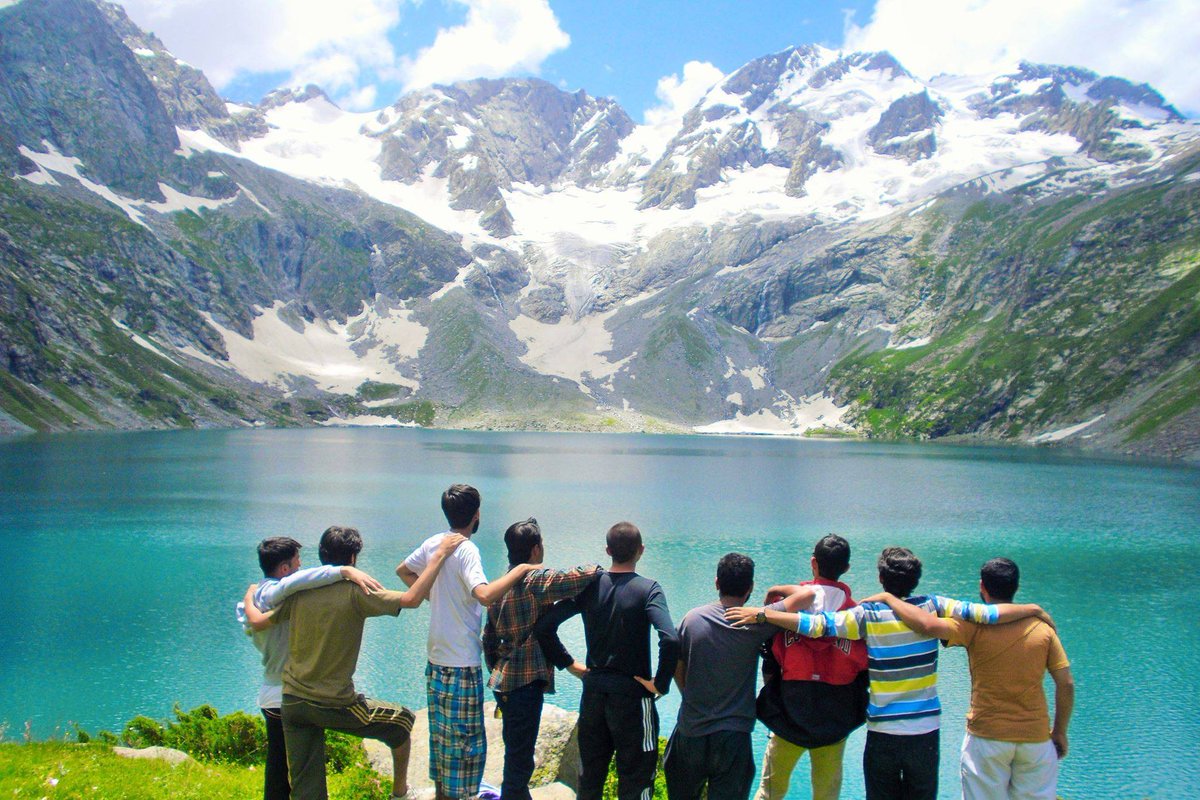 Swatbackpackers's tweet photo. Katora Lake, Upper Dir Pakistan.
A glacial lake, 11500 feet ASL, the trek was completed during our Two Valleys Expedition in July 2016. https://t.co/w81U3YaGT6