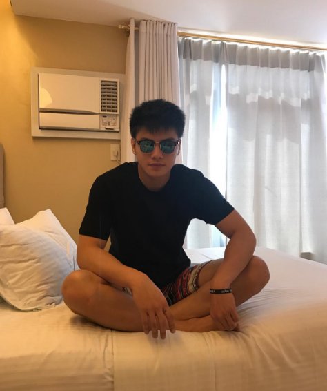 KapamilyaV's tweet photo. Nasa Roxas City na sila. via @immarkcoleta #Showtime24K https://t.co/XiPqnxNT4B