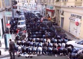 FilFrance's tweet photo. 24   Novembre
Si la République est laïque, la France est et restera toujours chrétienne. Bonne journée à tous https://t.co/CbSJCSGYtv