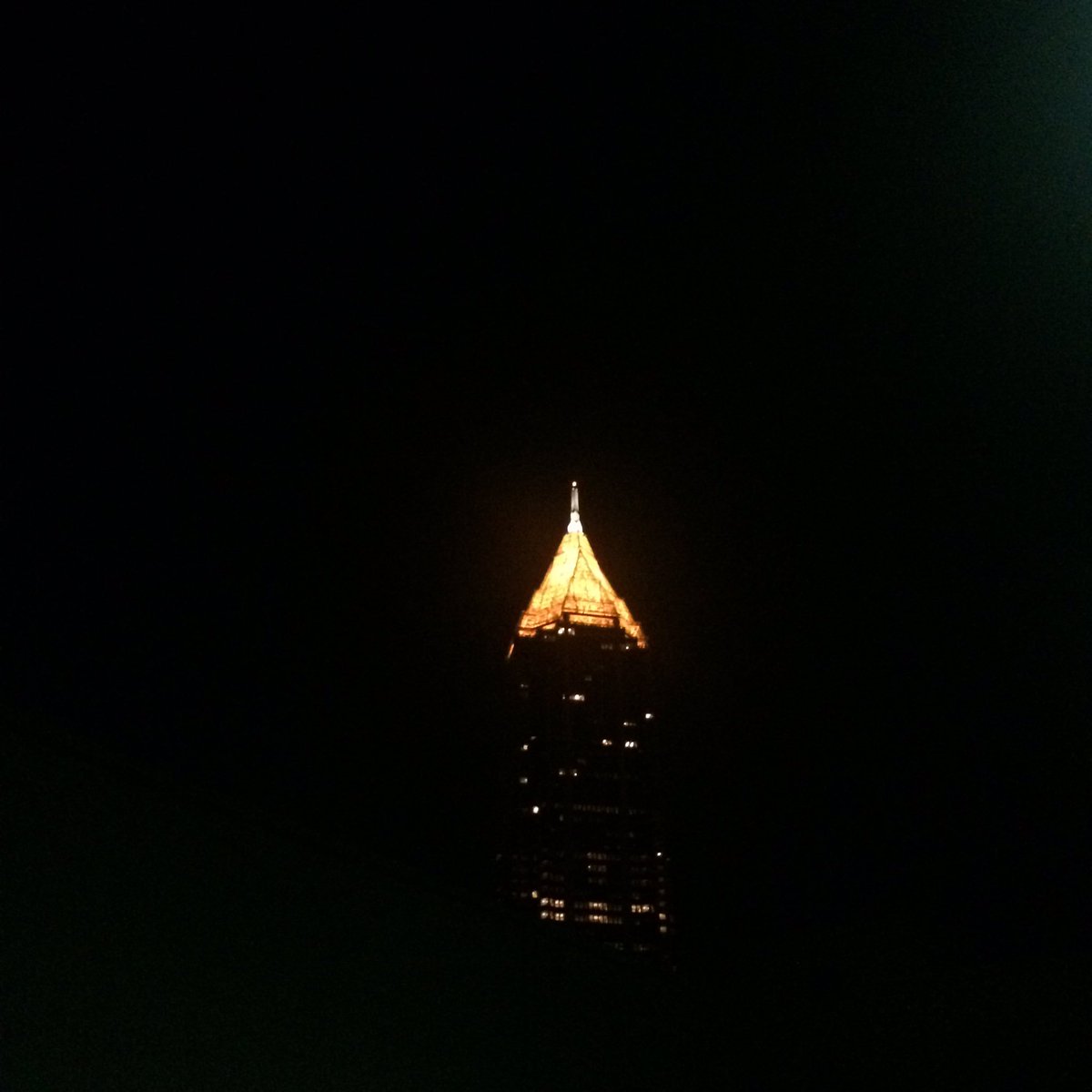 squillustration's tweet photo. Try out this pencil for your next #atlanta doodle... 😎 
#atl #doodledaily #bumkt3210 https://t.co/VqD1q85NX5