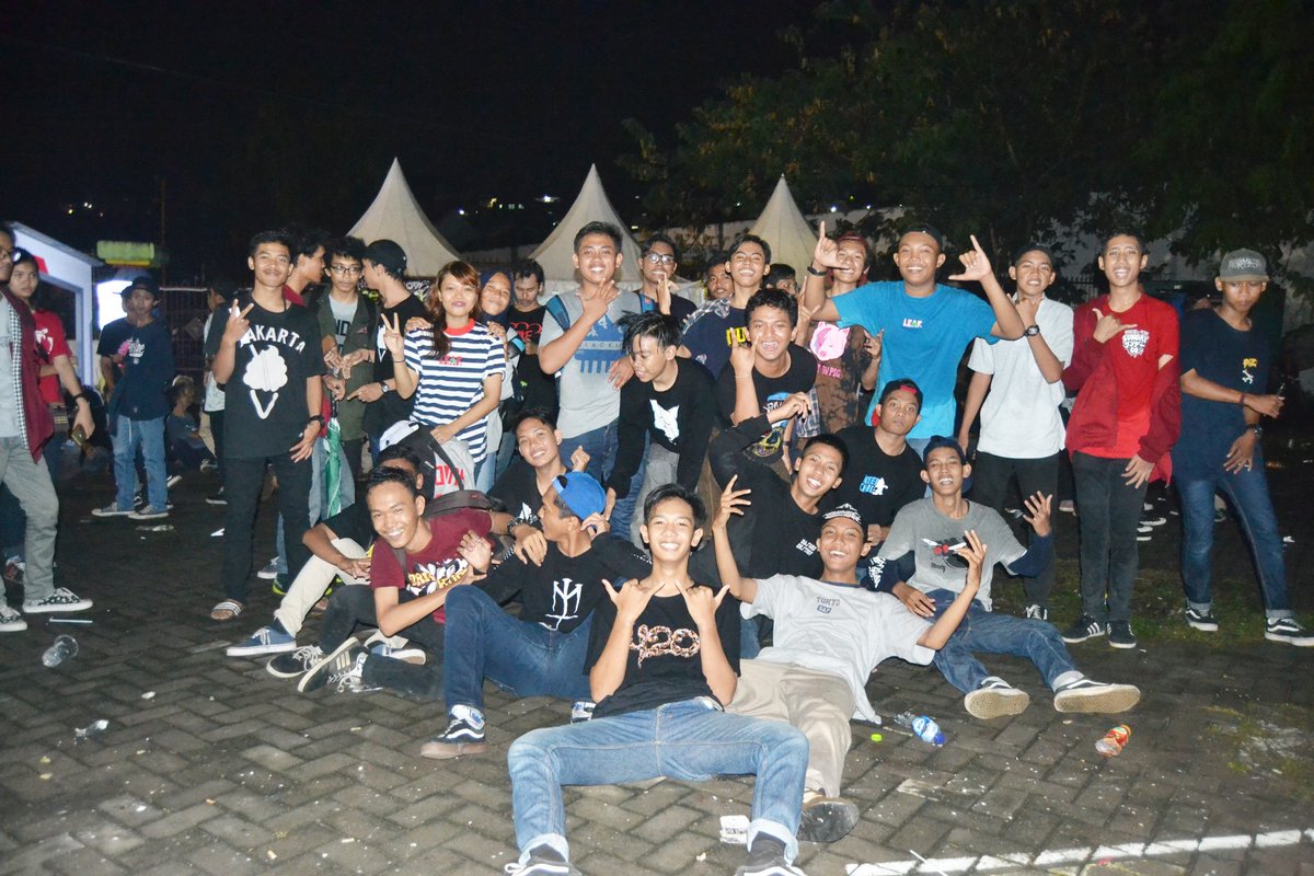 Dorks Gubug tweet media