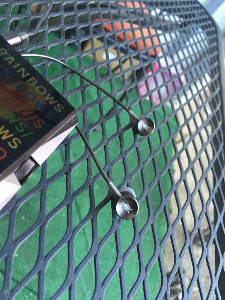MikeMercer's tweet photo. & JUST found this! @MEZEheadphones #11Neo #IEM + @astell_kern AK380 @radiohead's InRainbows was damn fluid+open 🙌🏼🔊 https://t.co/pmFDnmoBOk