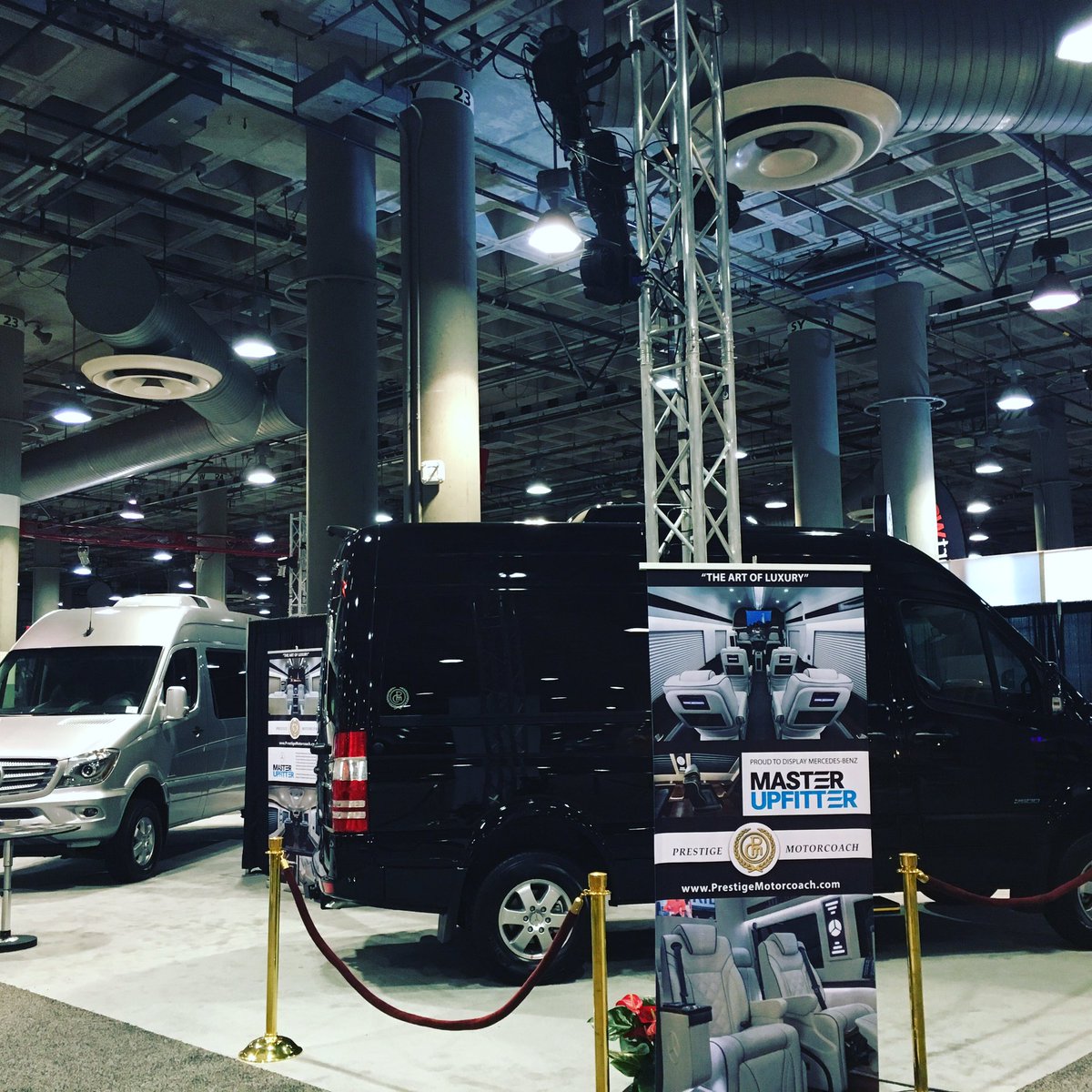 PMCconversion's tweet photo. Happy Thanksgiving to @LAAutoShow https://t.co/jQ3L7l9g8o