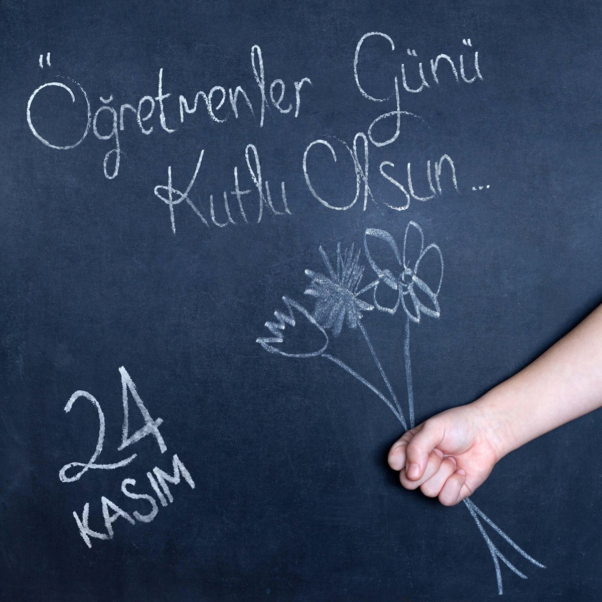 Bugün, üzerimizde büyük emeği olan tüm öğretmenlerimizin Öğretmenler Gününü kutluyoruz. #24Kasim #24KasımÖğretmenlerGünü