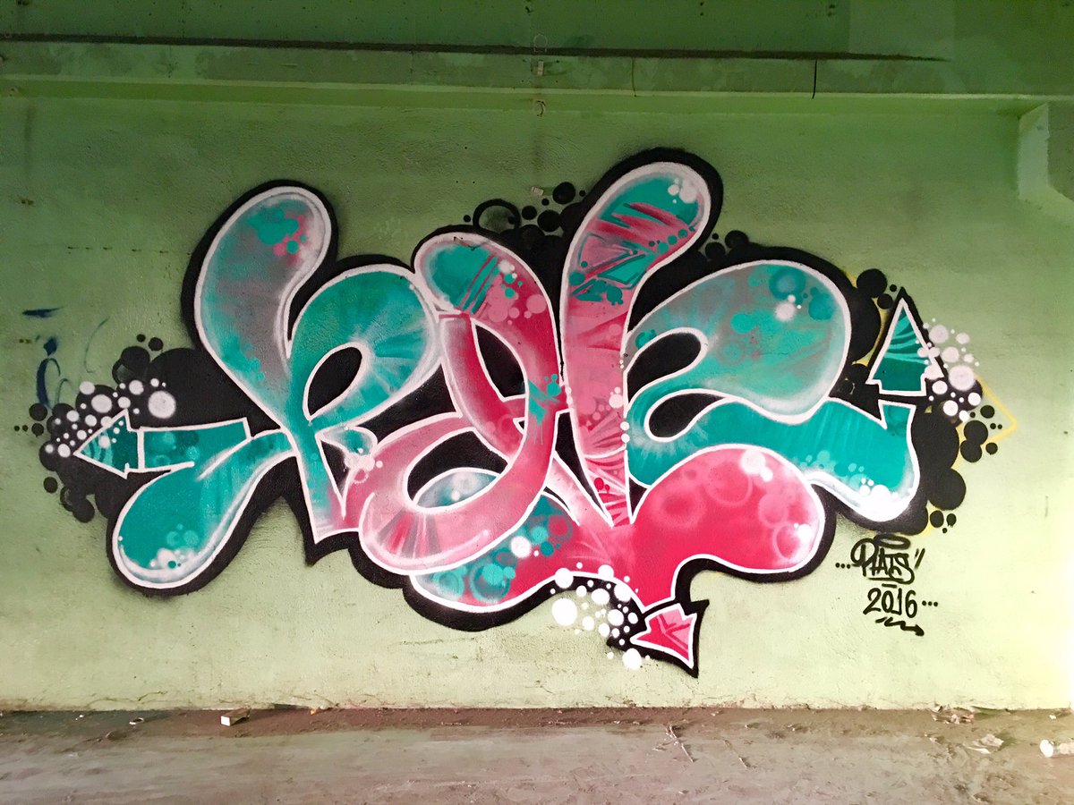 MMonkkey's tweet photo. Mañanas productivas vol.2 #ratz #graffiti #montanahardcore #loopcolors #larata #line #colors #bubble https://t.co/GgjitK7Nru