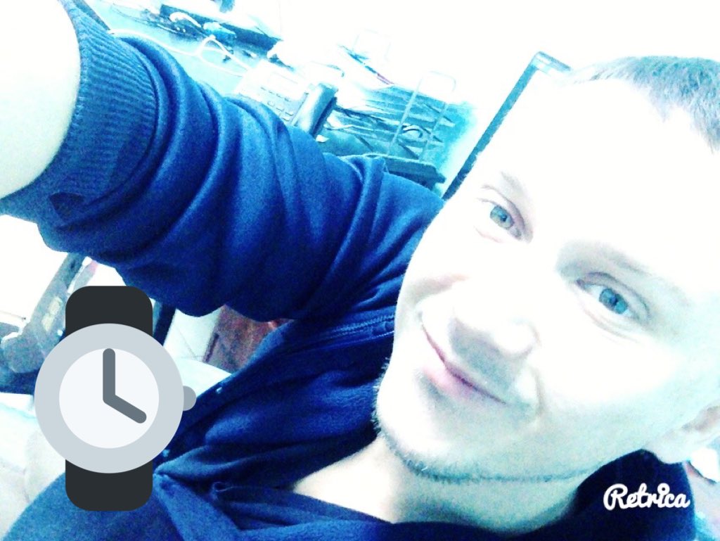 PUTIN_AX tweet picture