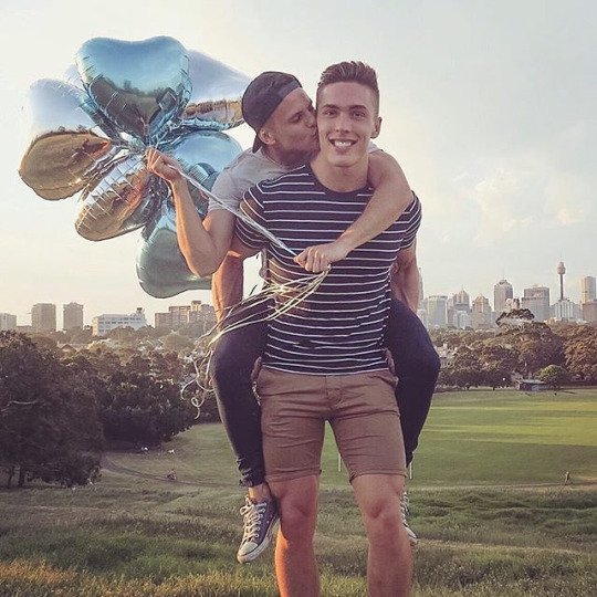 bisexualplaces's tweet photo. I love you not because of who you are, but because of who I am when I am with you.
https://t.co/5m4Yn9Vm1o
#bicupid #bisexualdatingsites #bi https://t.co/MiuHKSTXAU