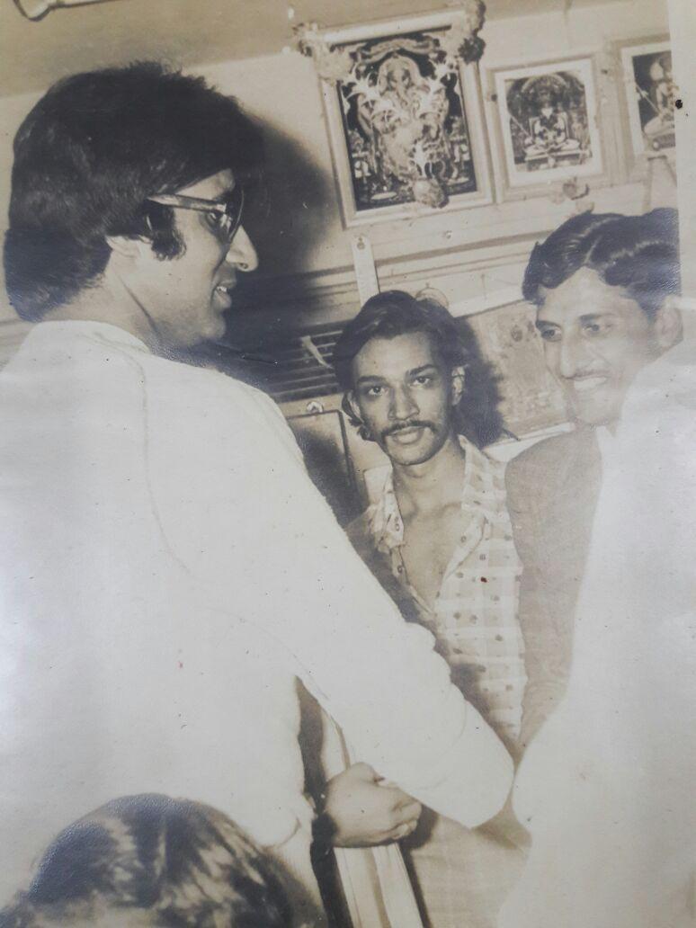 vyasnimu's tweet photo. @SrBachchan 

We will be please to recieve your reply on this post Sir Amitabh Bachchan.

Please do read the post and revert back.
Thank You https://t.co/9CntETfyi7