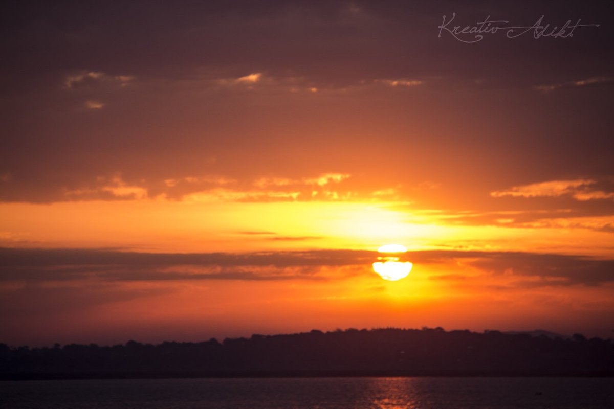 Eric_Of_1691's tweet photo. Views!!! You could capture this kind off the Entebbe Peninsula this weekend at the #MilegeNov #MilegeFest
Photo Credits: Pipes https://t.co/7u0yYA72tN