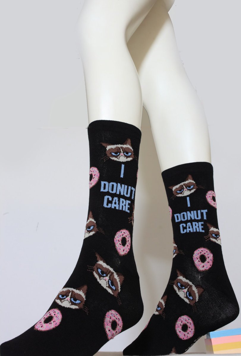 ぽこあぽこ Poco A Poco Shibuya109店 I Donut Care I Don T Careとかけました ドントとドーナツをかけた英語のダジャレ これで笑える人すごいセンス オススメです オンラインでもお買い上げいただけますこれはノーマルなソックスです ぽこあぽこ ぽこあぽこ Poco A Poco Shibuya109店 I Donut Care I Don T Careとかけました ドントとドーナツをかけた英語のダジャレ これで笑える人すごいセンス オススメです オンラインでもお買い上げいただけますこれはノーマルなソックスです ぽこあぽこ