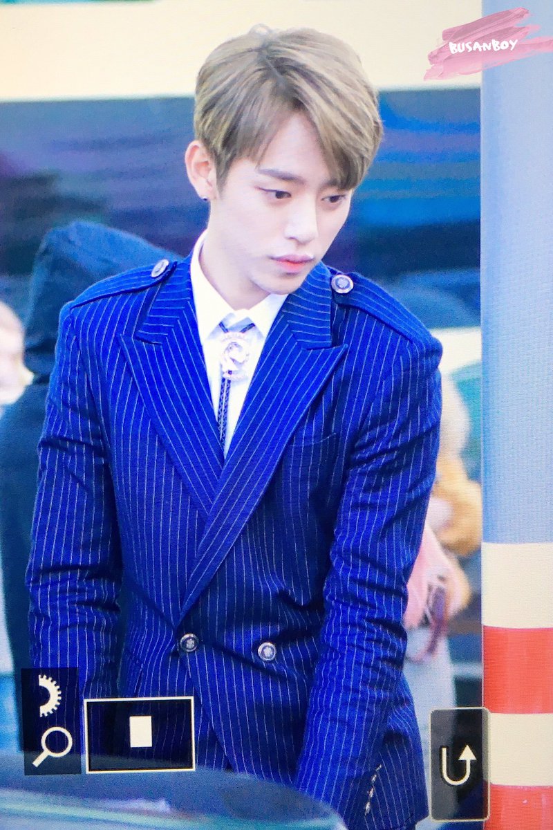 busanboy_ramyun's tweet photo. 161125 cultwo show #대현 @BAP_Daehyun https://t.co/qf8aVyWflz