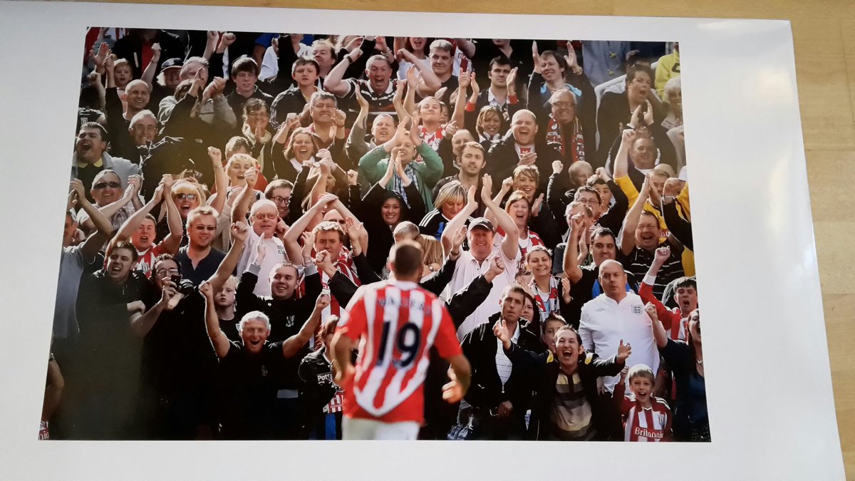 TheartbayG's tweet photo. https://t.co/ccZtIoQRtu Online gallery of the finest @stokecity images by renowned photographers! For #cancer charity @LucasLegacy6 Pls RT x https://t.co/WA4MEh9fbo