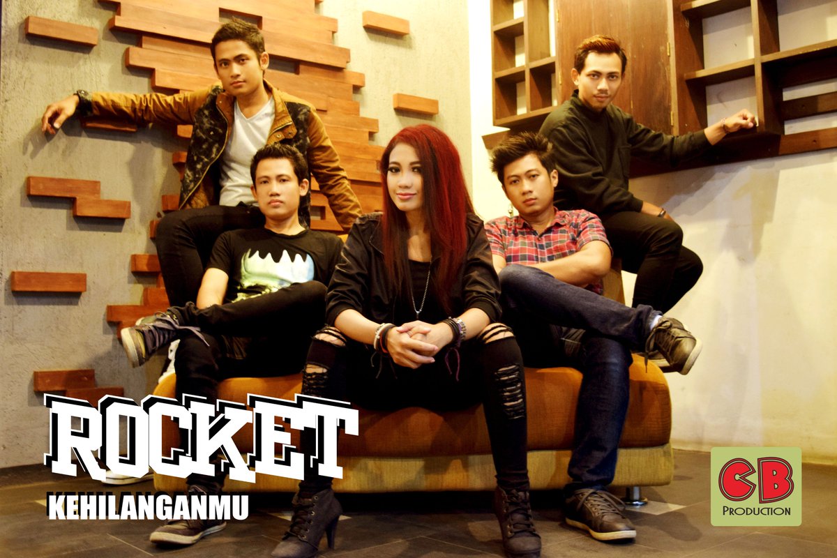Denbang995FM's tweet photo. #CompilationDAY
Putar FRESH

@rocketband1 #Kehilanganmu
Cc: @cbproductionind 

w/ @NengDivaRDB 
MD @KiaHarvesya https://t.co/SLT7QavcUj