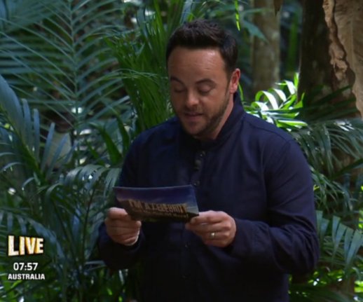 ITV's tweet photo. OFFICIAL STATEMENT:
Last night we made a mistake. We apologise to the nation. We promise we will NEVER split @antanddec again.
#ImACeleb https://t.co/S5V50asXnE