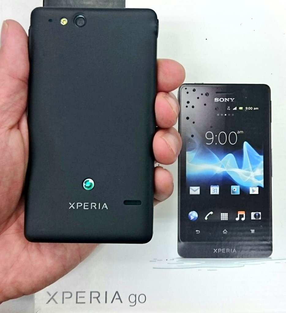 iosys_chuou's tweet photo. 【小さいぺリアたん①】
Xperia Go ST27i(外装難有中古)
お値段7,980円なう♪
3.5インチ!!
防水防塵なうえに頑丈な子!!
小さいけど頑張り屋さんだね☆
#akiba #XperiaGO https://t.co/9uooL4YS6s