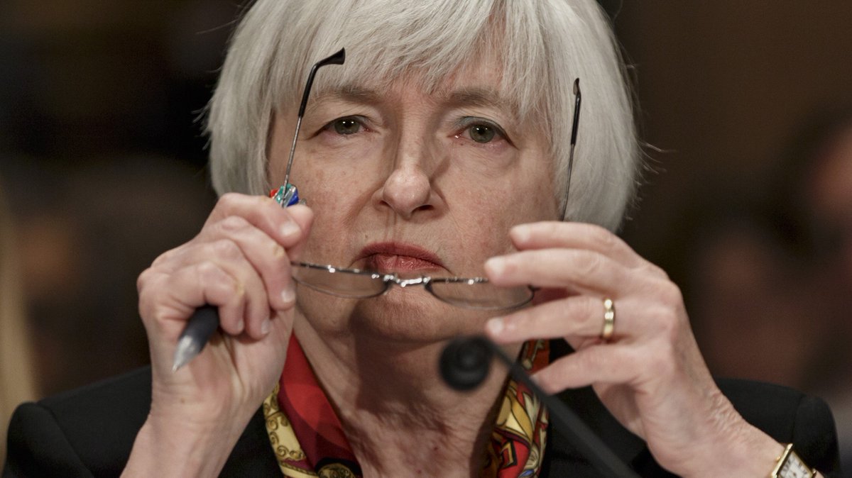Iain_Pollock's tweet photo. The #US #Fed officials: #Interestrates hike needs to happen in December #Property #Investing #realestate MORE HERE: https://t.co/DyTkjTLNlR https://t.co/xpKLpNzSzy
