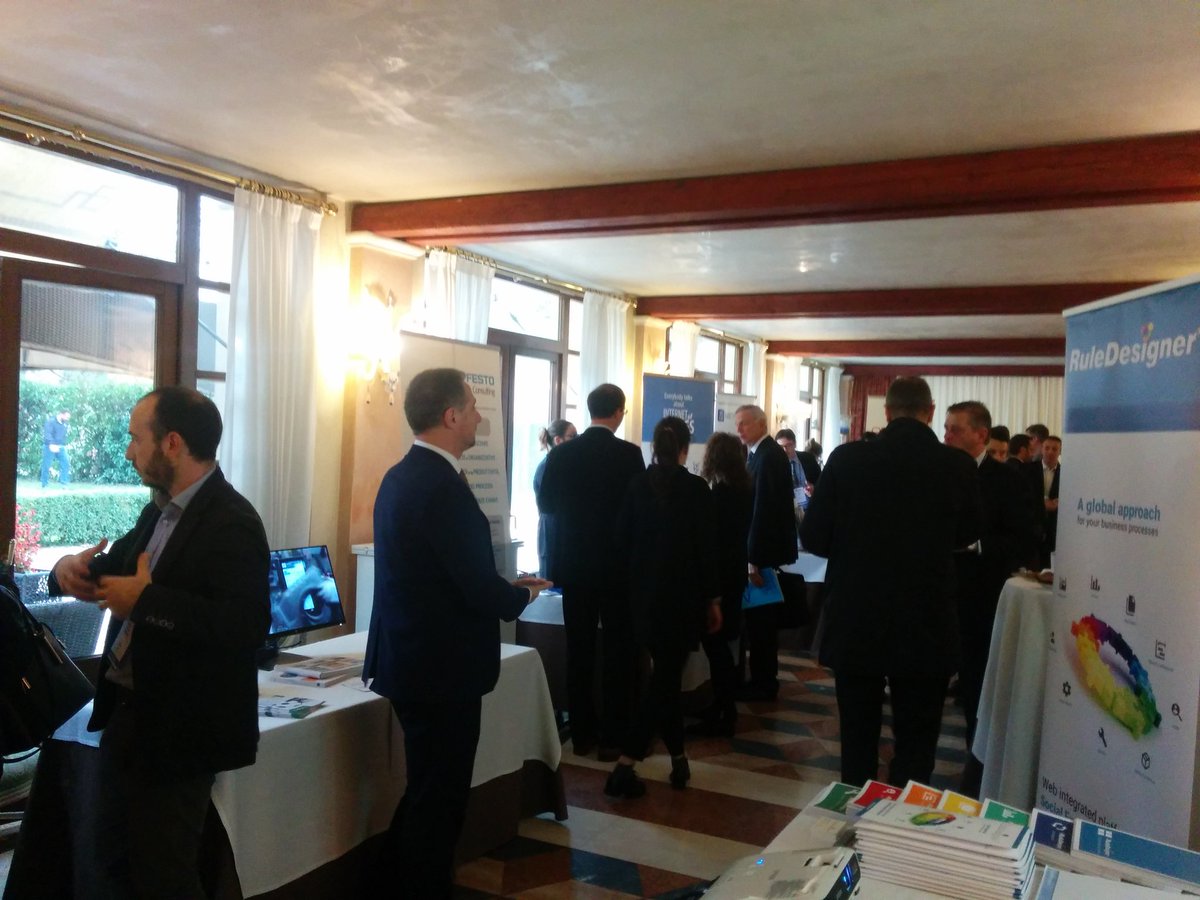 RuleDesigner's tweet image. @ruledesigner a #fabbricafuturo Venezia #Industry40